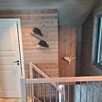 Large Modern Family Lifjell