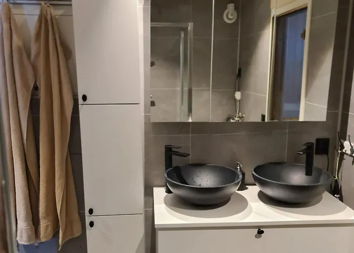 Large Modern Family Casa vacanze Lifjell