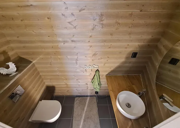 Large Modern Family Feriehus Lifjell